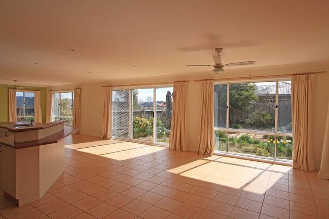 23 McCusker Drive, BUNGENDORE NSW 2621, Bungendore - Thumbnail 7