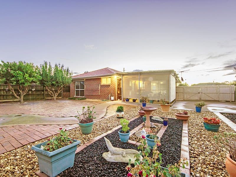 2 Shearwater Court, HOPPERS CROSSING VIC 3029, Hoppers Crossing - Thumbnail 3