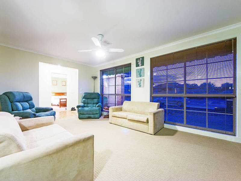 2 Shearwater Court, HOPPERS CROSSING VIC 3029, Hoppers Crossing - Thumbnail 8