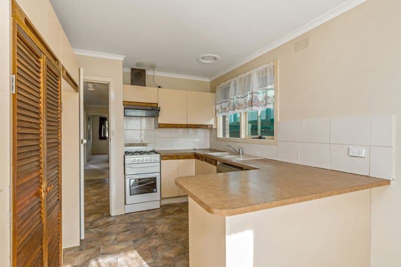 22 Hook Street, Altona Meadows - Thumbnail 4
