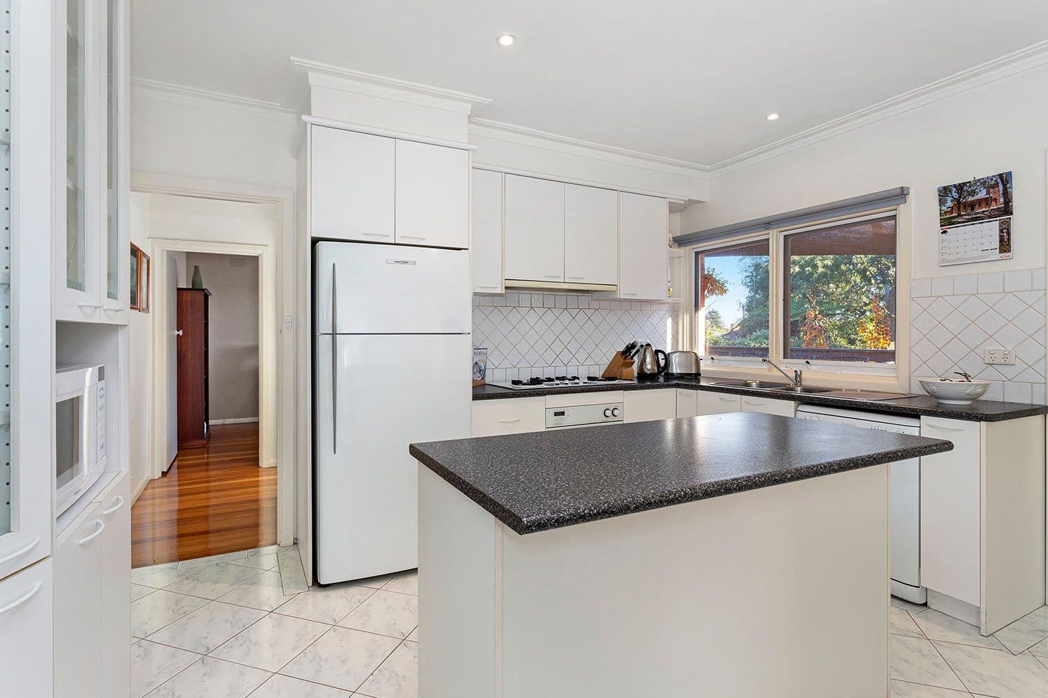27 Fairview Avenue, Cheltenham VIC 3192, Cheltenham - Thumbnail 6