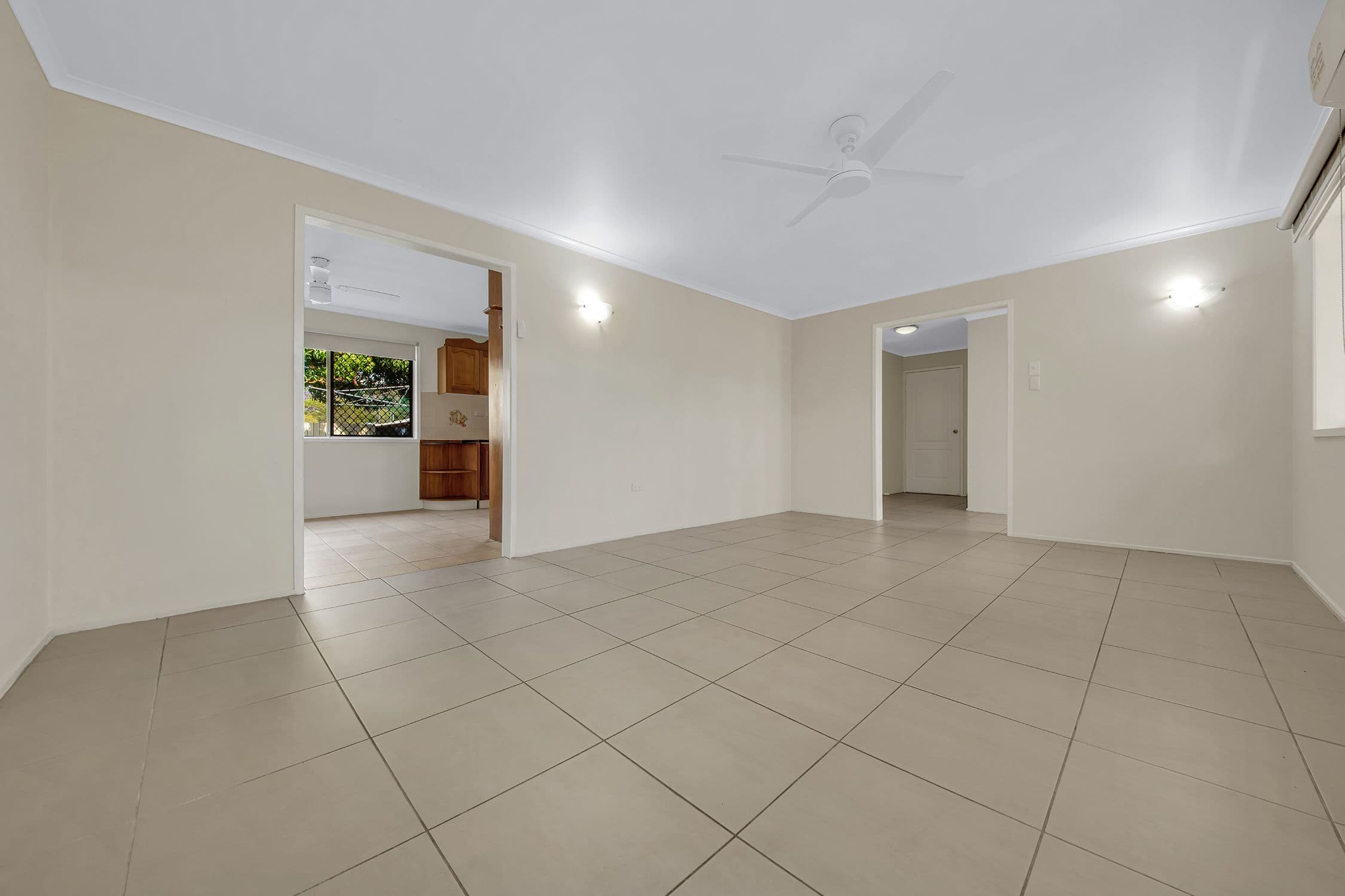 52 Beak Street, New Auckland QLD 4680, New Auckland - Thumbnail 5