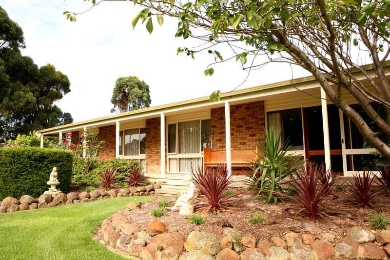 43 Roseneath Road, WARRNAMBOOL VIC 3280, Warrnambool - Image 1