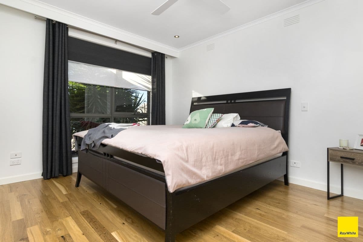 11 Lansell Road, Wyndham Vale VIC 3024, Wyndham Vale - Thumbnail 4