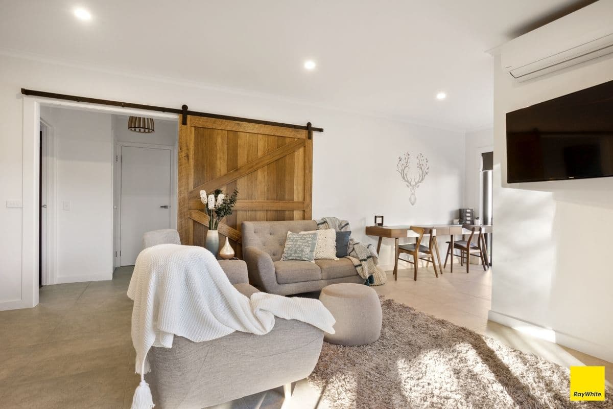 11 Lansell Road, Wyndham Vale VIC 3024, Wyndham Vale - Thumbnail 6
