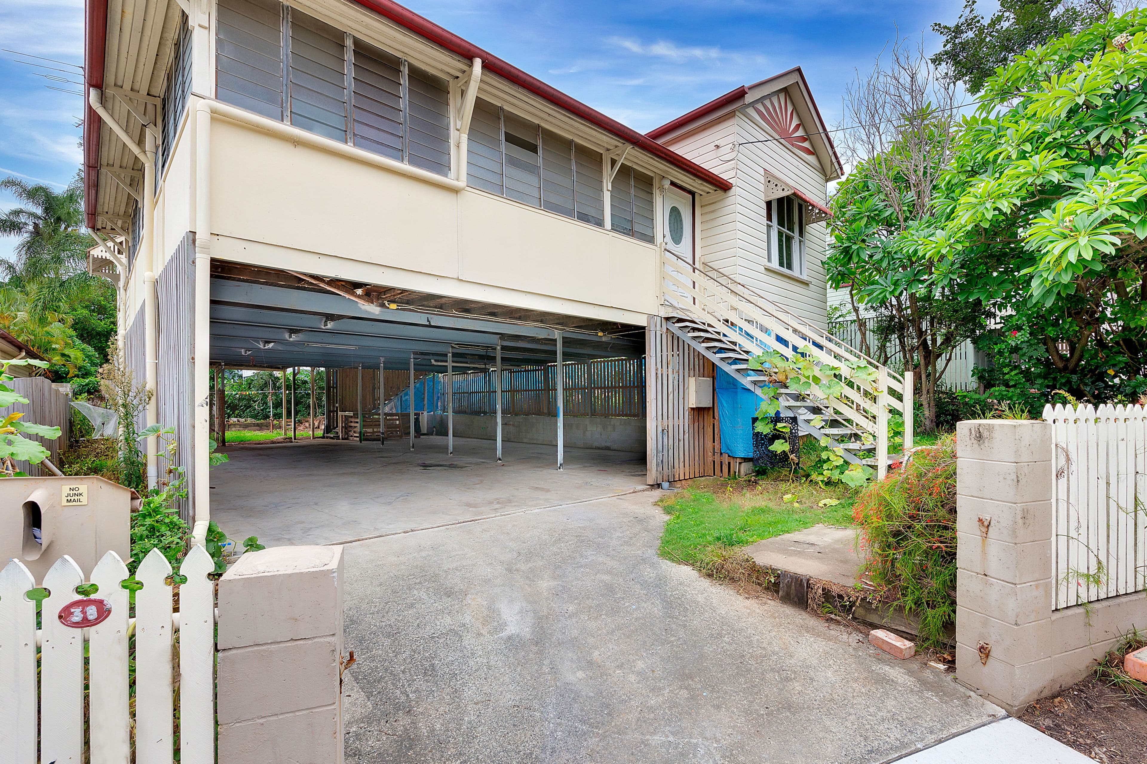 38 Railway Terrace, Dutton Park QLD 4102, Dutton Park - Image 1