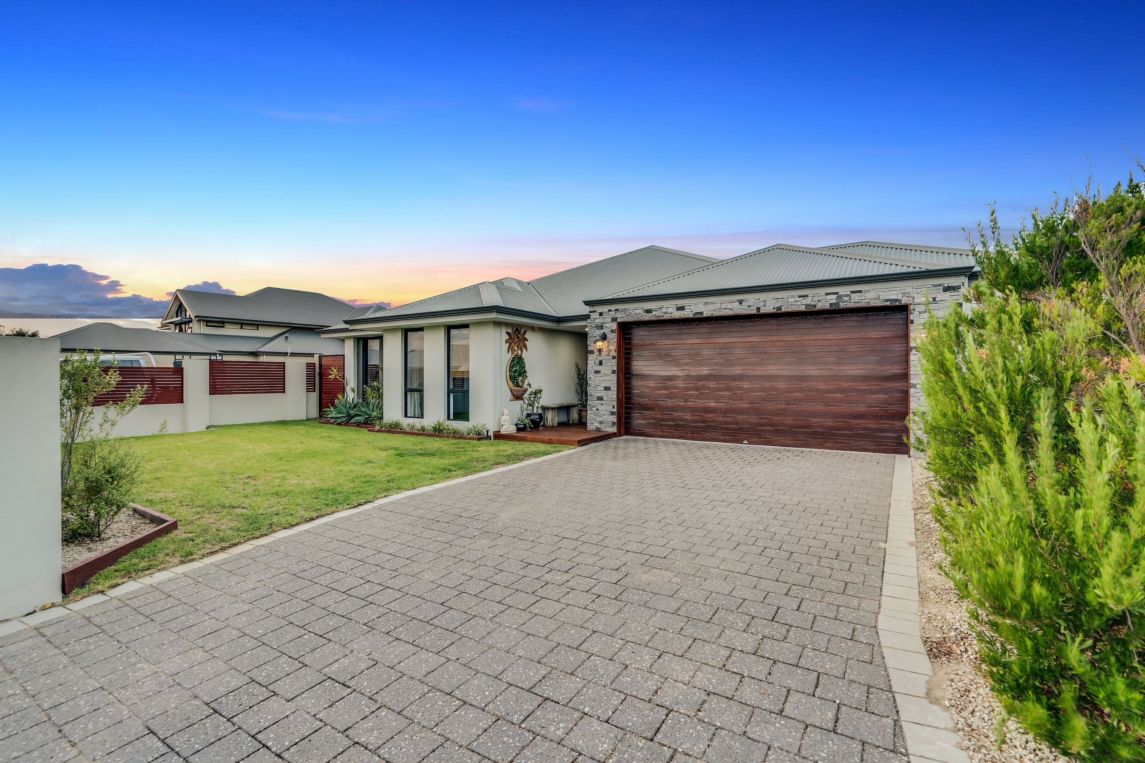 18 Caddadup Retreat, Dawesville WA 6211, Dawesville - Thumbnail 2