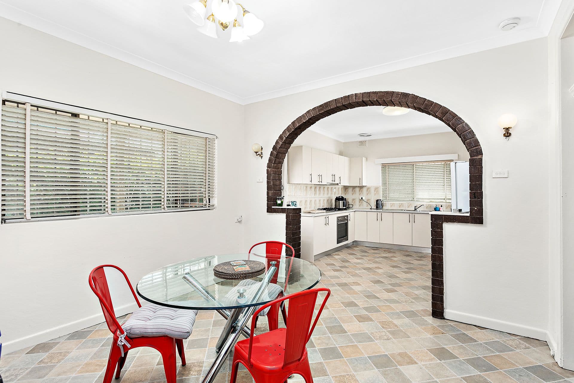 239 Forest Road, Arncliffe - Thumbnail 4