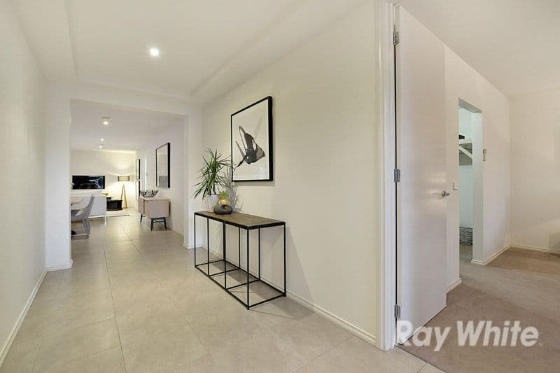 28 Melington Drive, Lyndhurst VIC 3975, Lyndhurst - Thumbnail 2