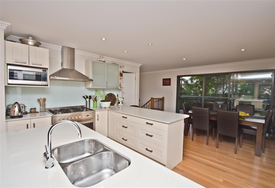 36 Kuranga Avenue, SOUTHPORT QLD 4215, Southport - Thumbnail 6