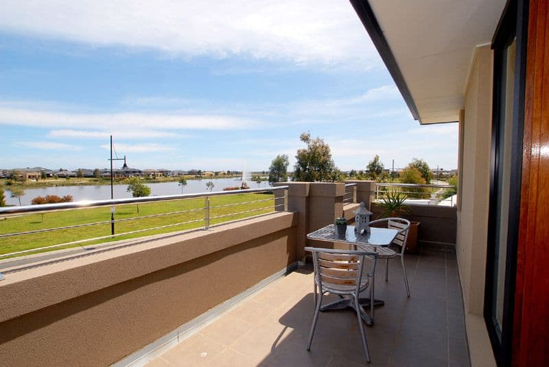 21 Waterside Drive, WATERWAYS VIC 3195, Waterways - Thumbnail 3