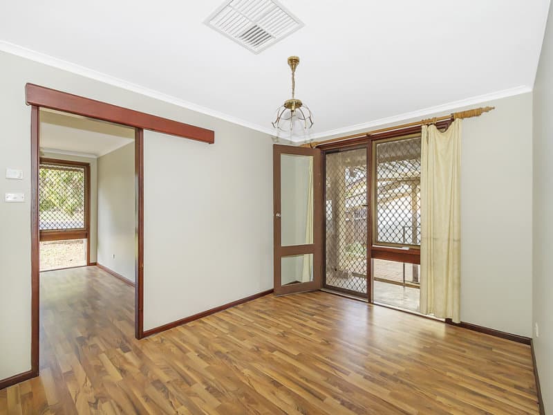42 Fuller Crescent, Elizabeth East - Thumbnail 7