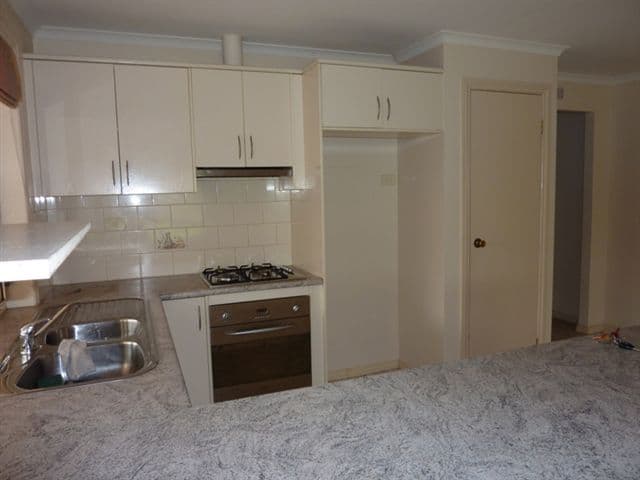 10 Bristol Crescent, DAVOREN PARK SA 5113, Davoren Park - Thumbnail 2