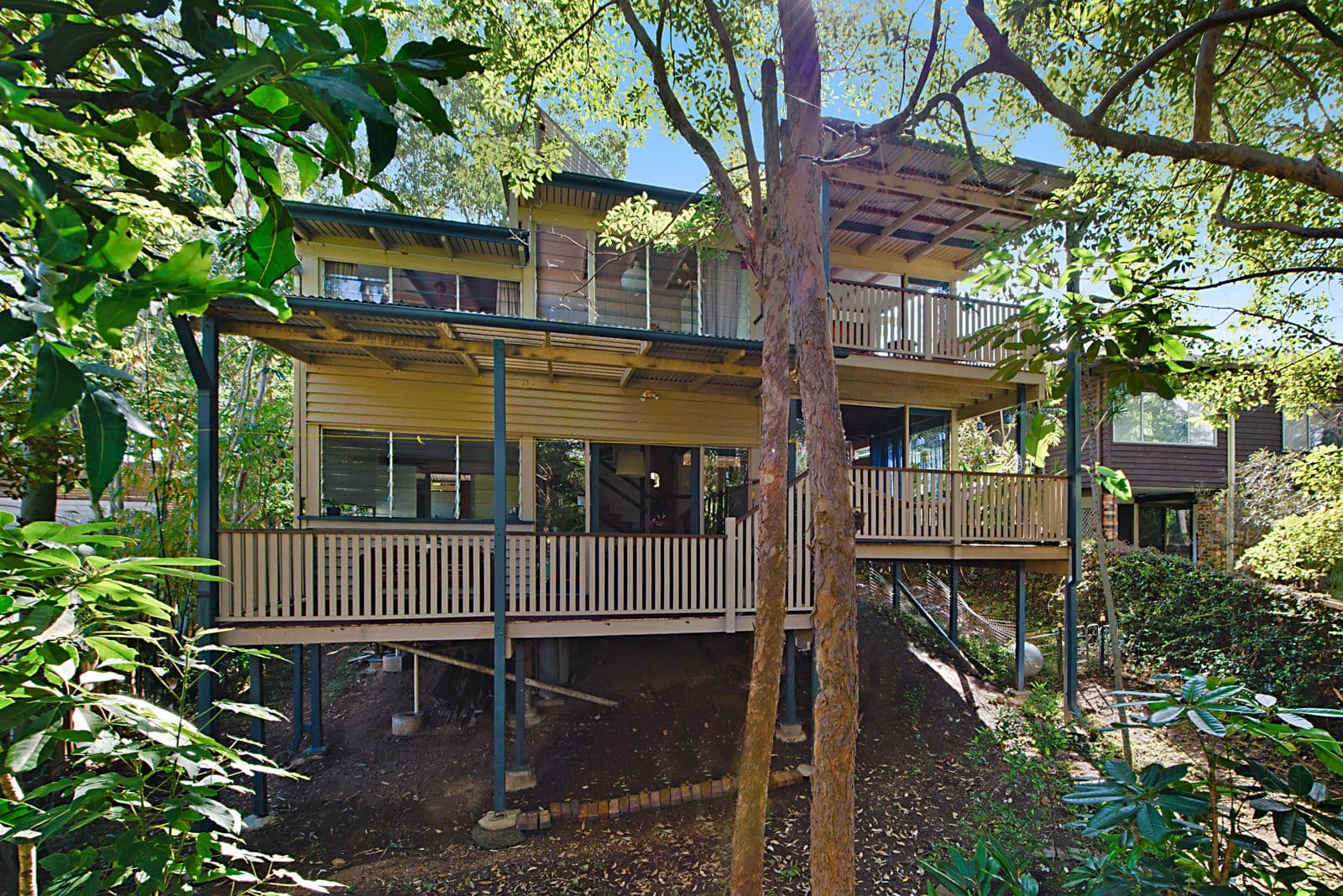 229 Chapel Hill Road, Chapel Hill QLD 4069, Chapel Hill - Thumbnail 2