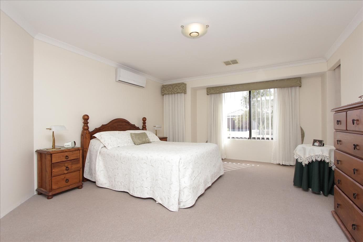 111 Granesse Drive, ELLENBROOK WA 6069, Ellenbrook - Thumbnail 4