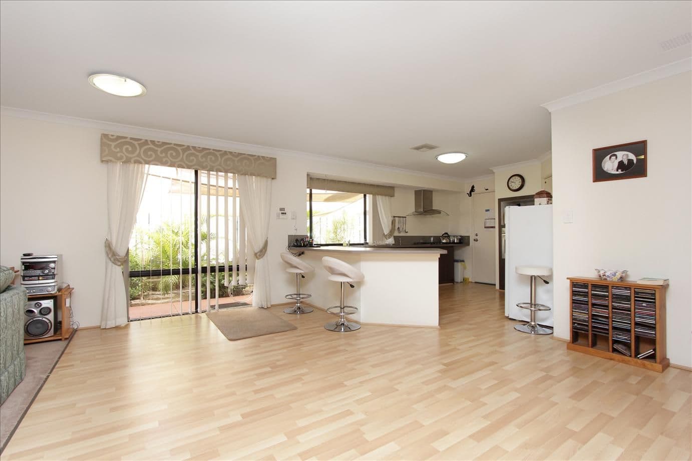 111 Granesse Drive, ELLENBROOK WA 6069, Ellenbrook - Thumbnail 6