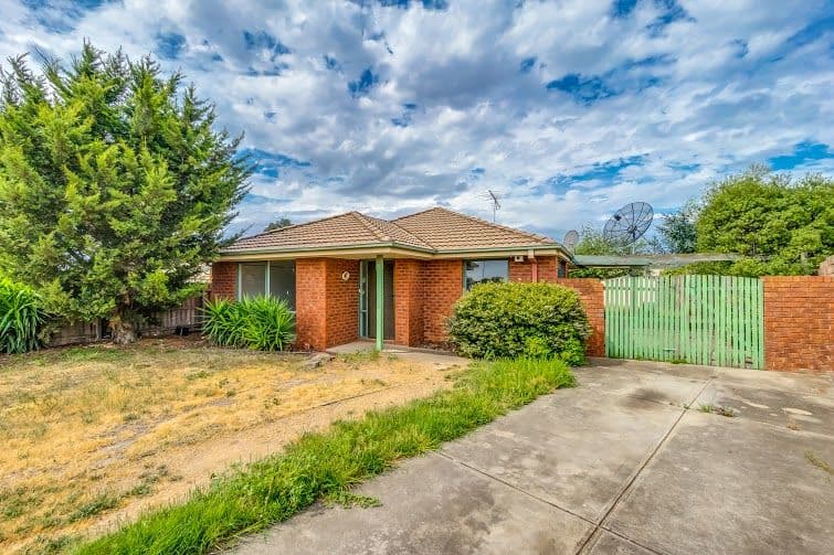 10 James Austin Place, Hoppers Crossing VIC 3029, Hoppers Crossing - Thumbnail 2