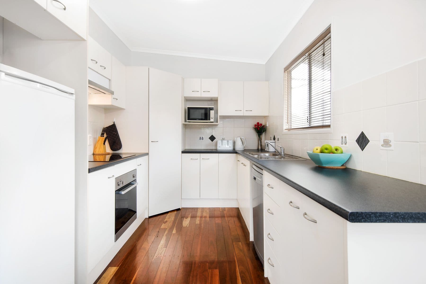 98 Normanhurst Road, Boondall QLD 4034, Boondall - Thumbnail 2