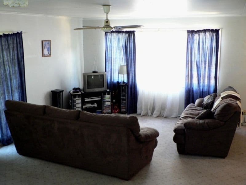 11 Springfield Street, MACGREGOR QLD 4109, Macgregor - Thumbnail 3