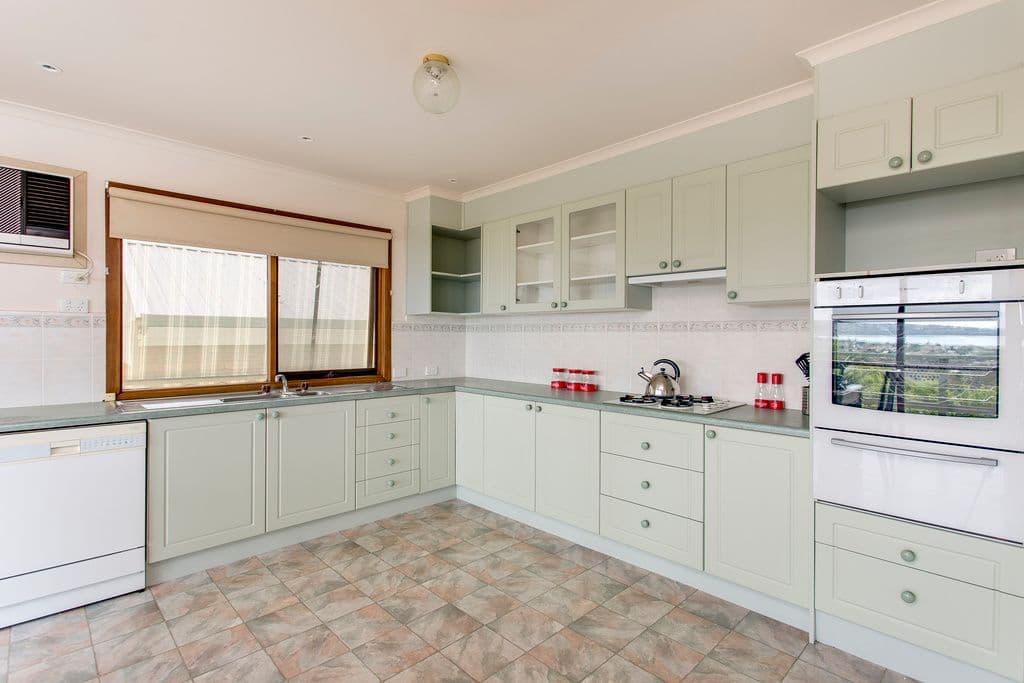 20 Kent Street, Dromana VIC 3936, Dromana - Thumbnail 8