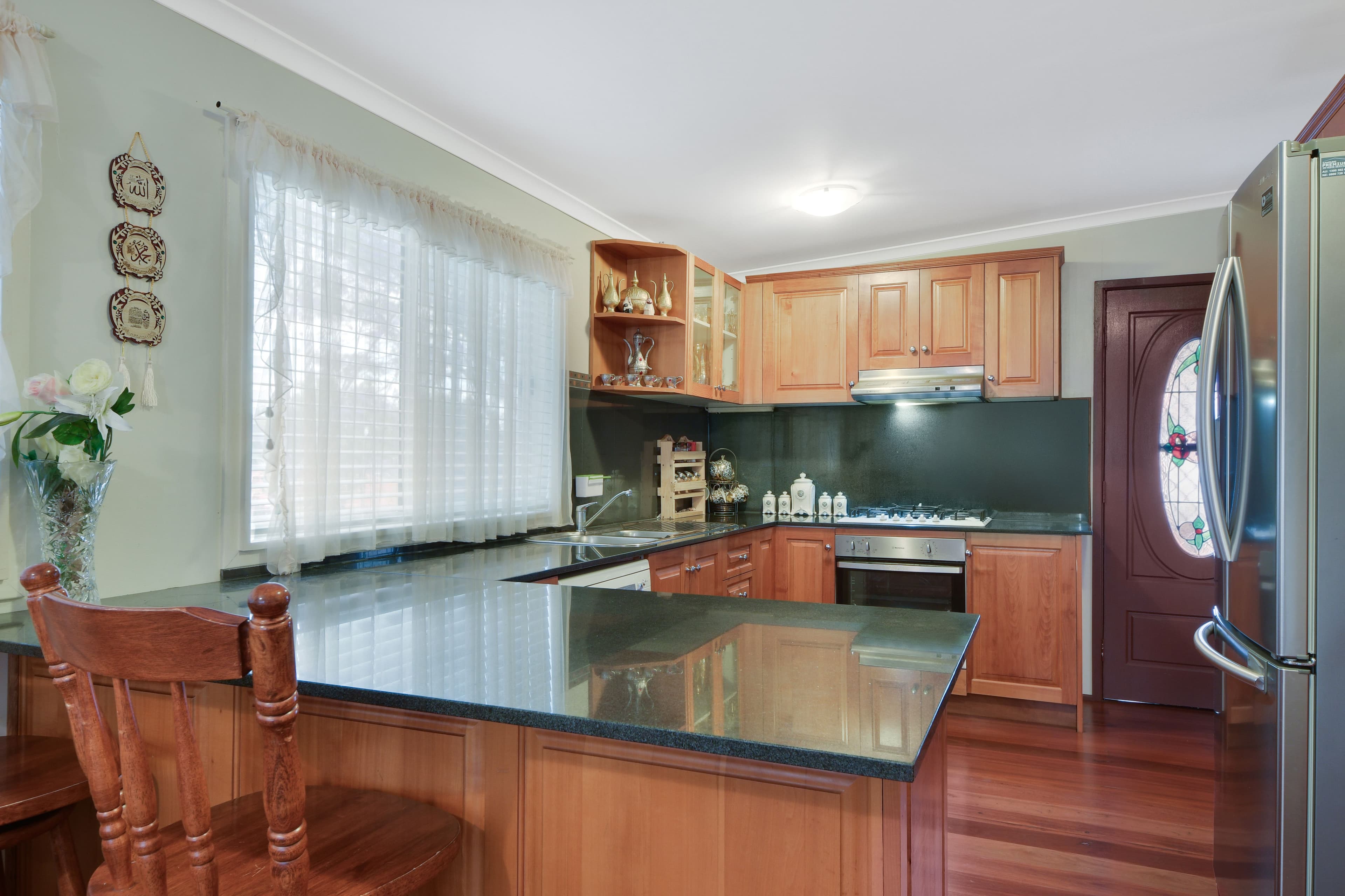 14 Clovelly Place, Woodbine - Thumbnail 6
