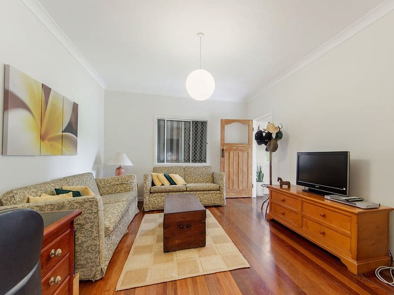 16 Wirega Street, Wavell Heights QLD 4012, Wavell Heights - Thumbnail 4
