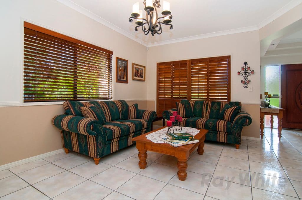11 Wallum Drive, PARKINSON QLD 4115, Parkinson - Thumbnail 5