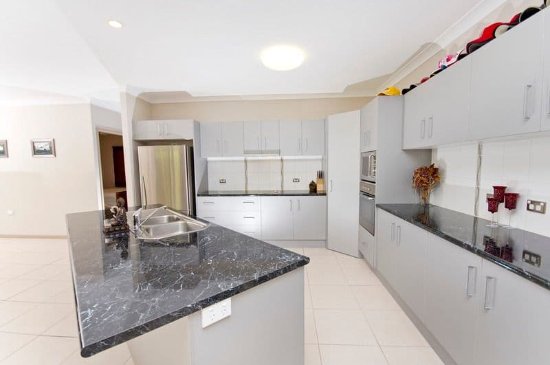 18 Capricorn Street, BENTLEY PARK QLD 4869, Bentley Park - Thumbnail 5