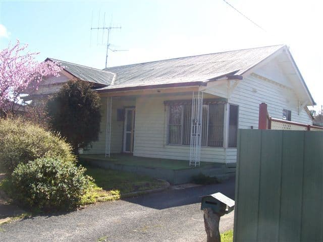 2 Kings Avenue, ST ARNAUD VIC 3478, St Arnaud - Image 1