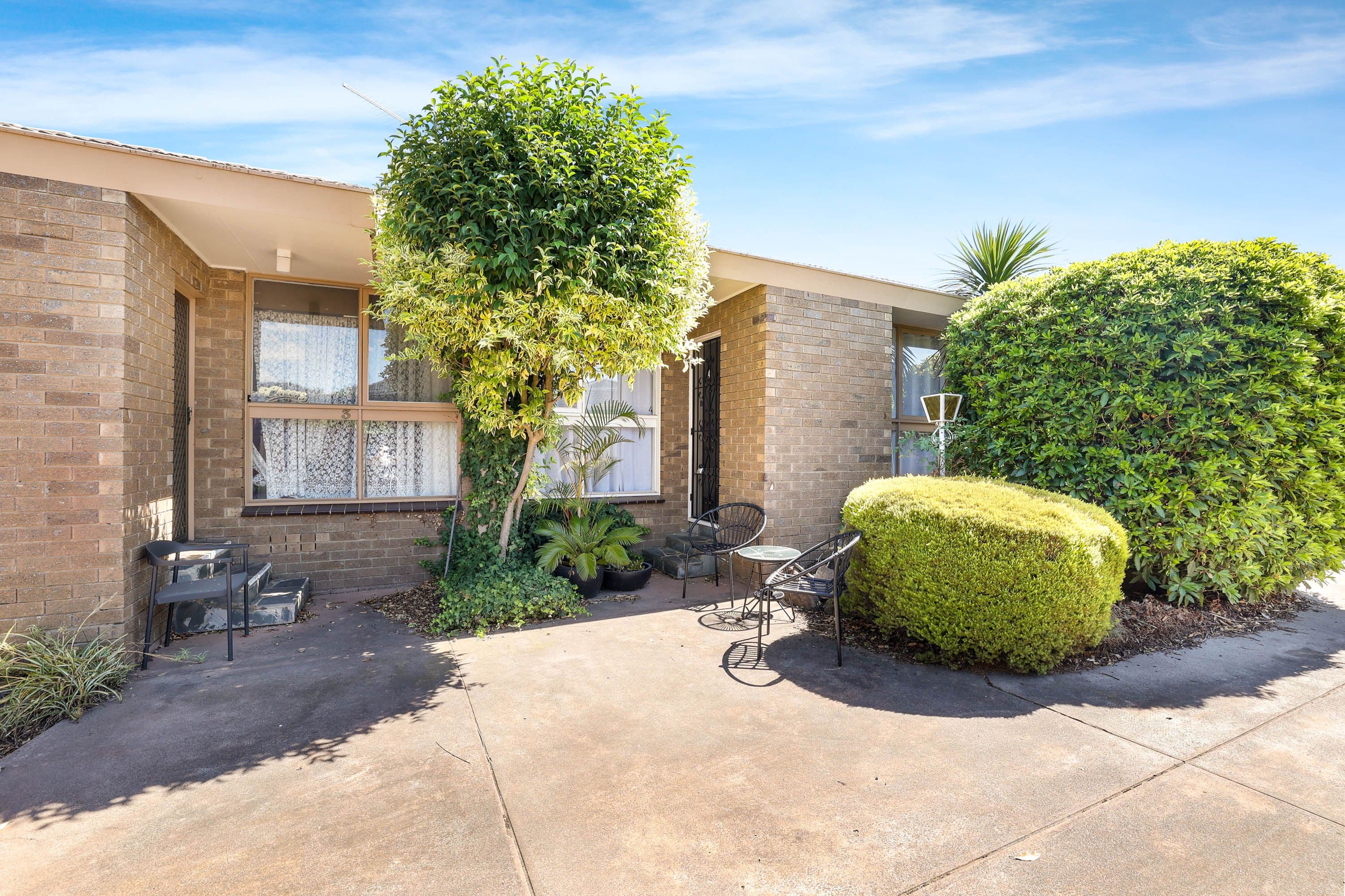 32 Gladstone Parade, Glenroy VIC 3046, Glenroy - Thumbnail 2