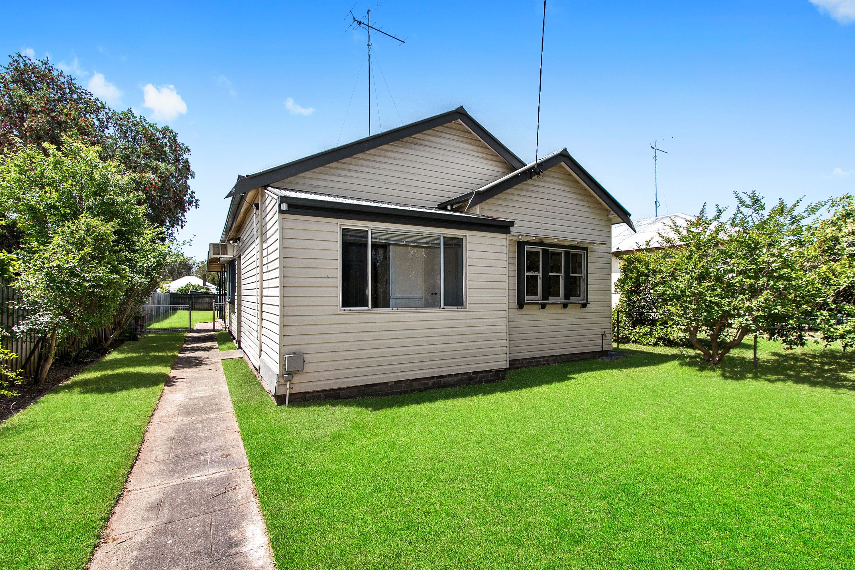 11 Francis Street, Richmond - Image 1