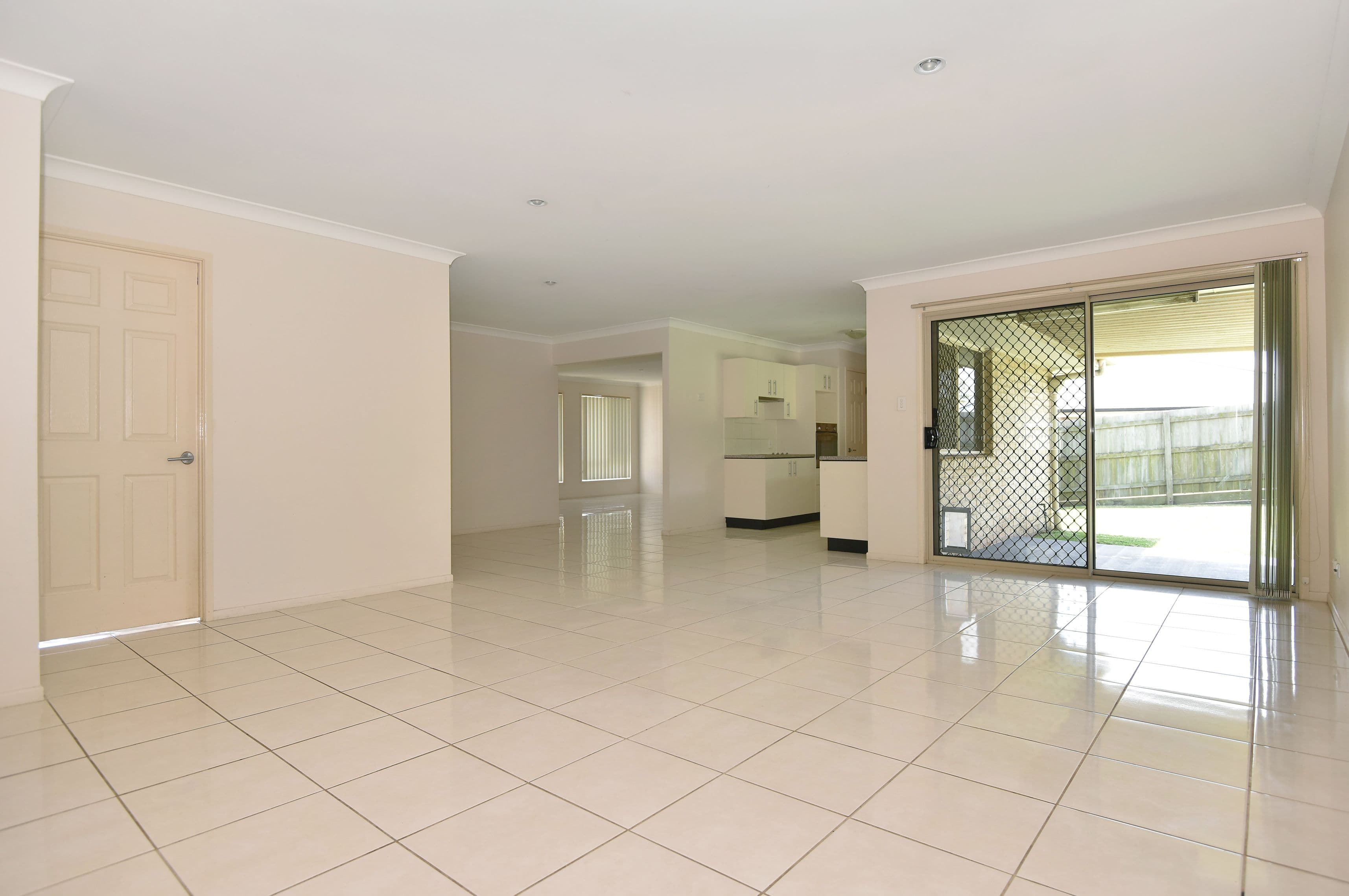 4 Cuttaburra Crescent, Glenvale QLD 4350, Glenvale - Thumbnail 3