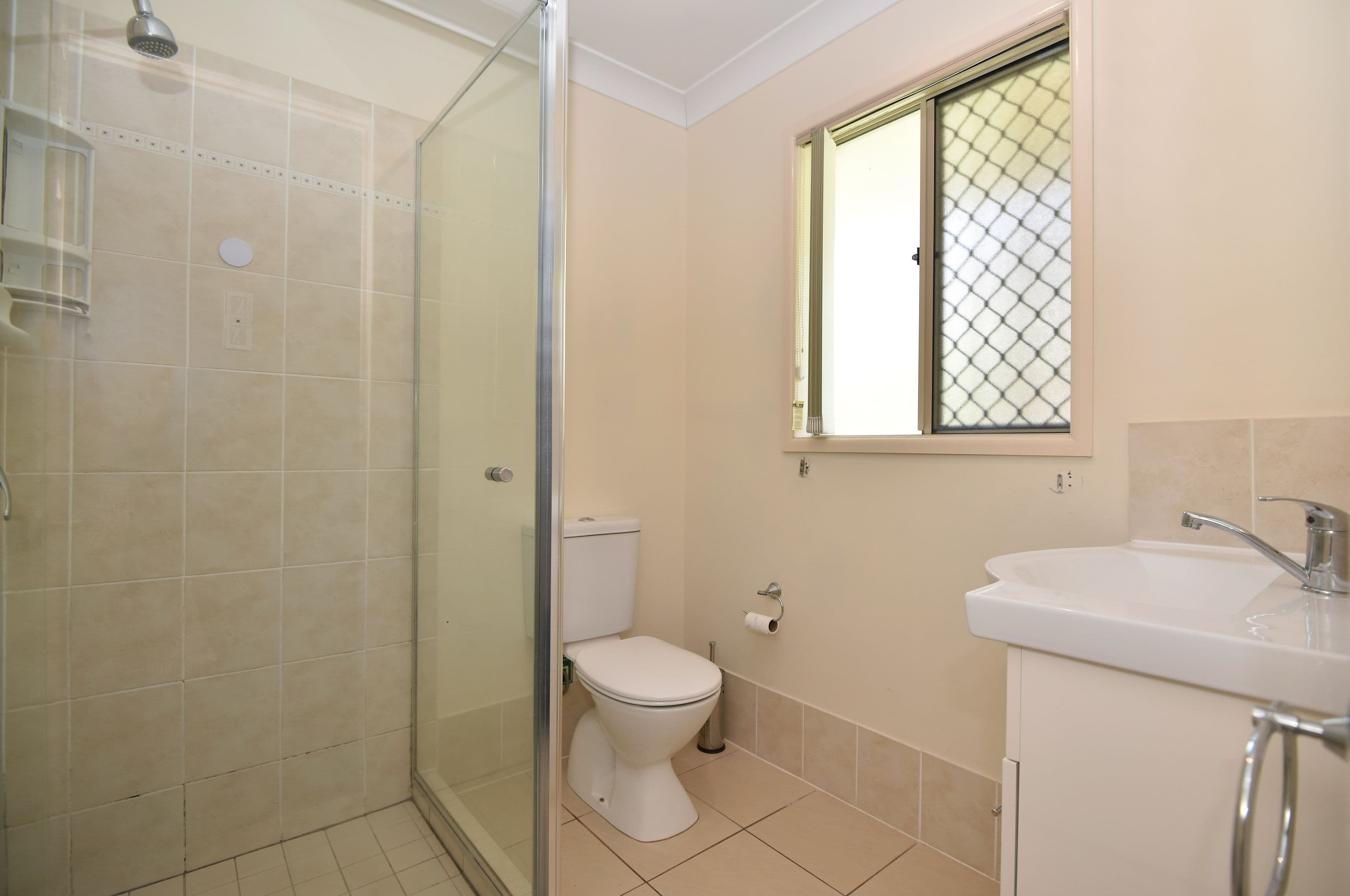 4 Cuttaburra Crescent, Glenvale QLD 4350, Glenvale - Thumbnail 7