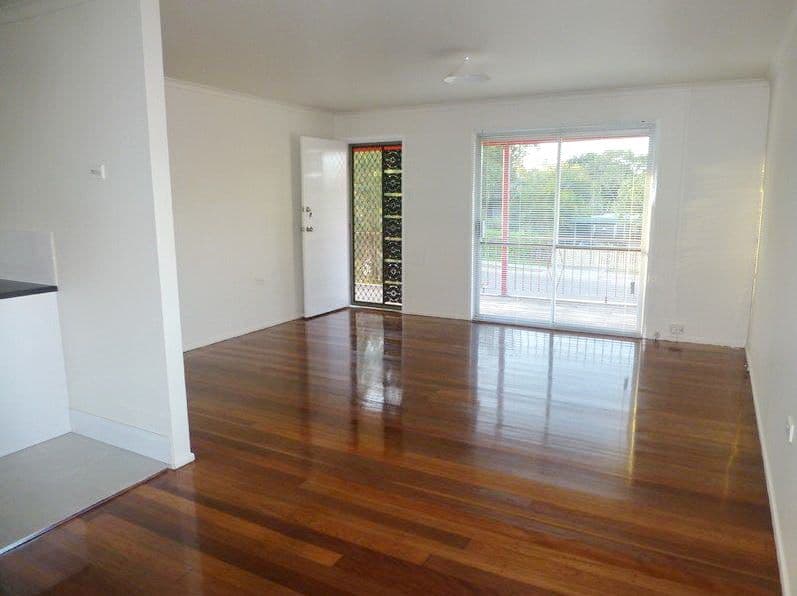 17 Redford Street, Kingston QLD 4114, Kingston - Thumbnail 2