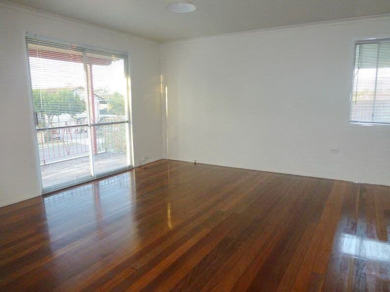 17 Redford Street, Kingston QLD 4114, Kingston - Thumbnail 3