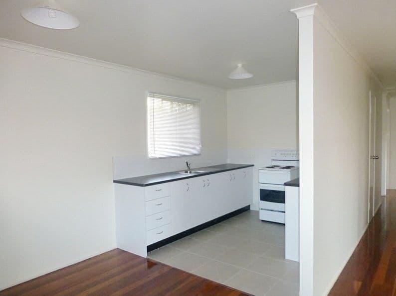 17 Redford Street, Kingston QLD 4114, Kingston - Thumbnail 4