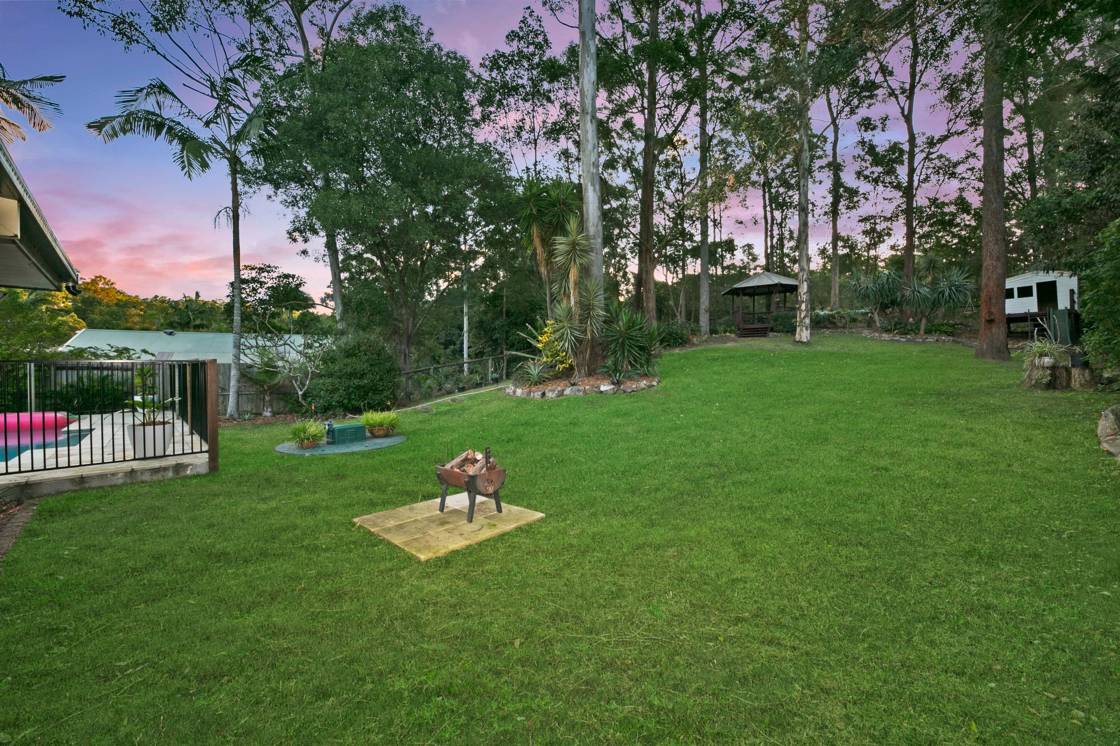 98 Gardenia Drive, Bonogin QLD 4213, Bonogin - Thumbnail 3