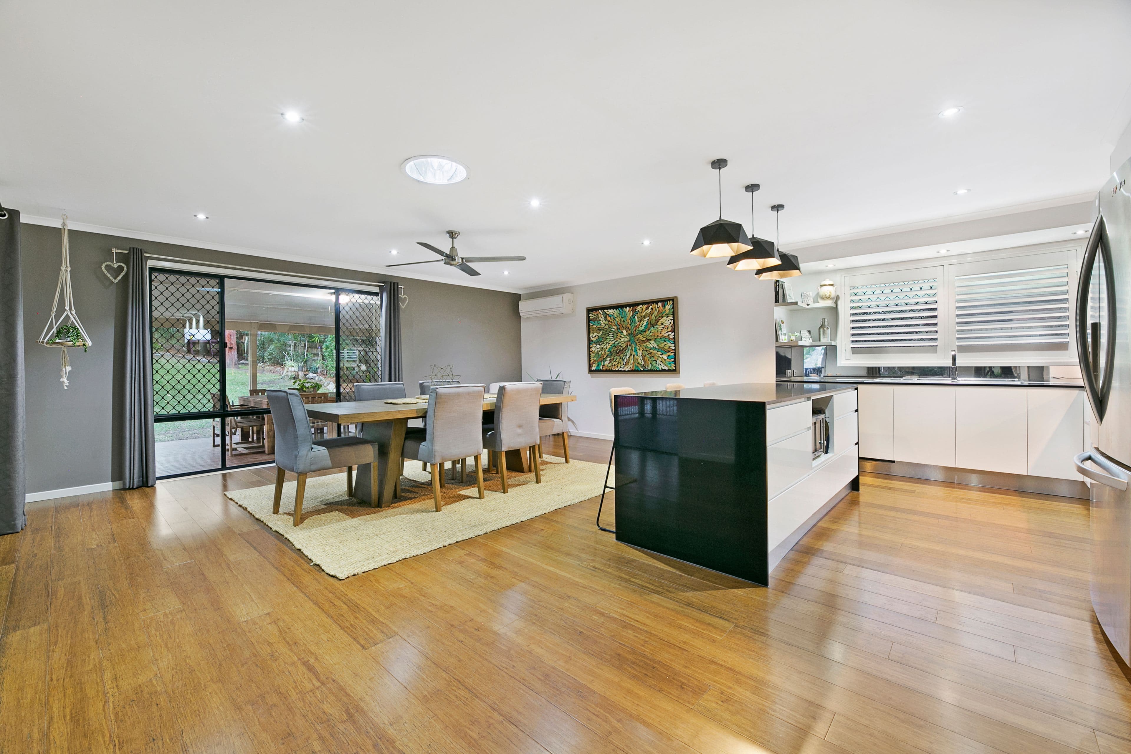 98 Gardenia Drive, Bonogin QLD 4213, Bonogin - Thumbnail 4