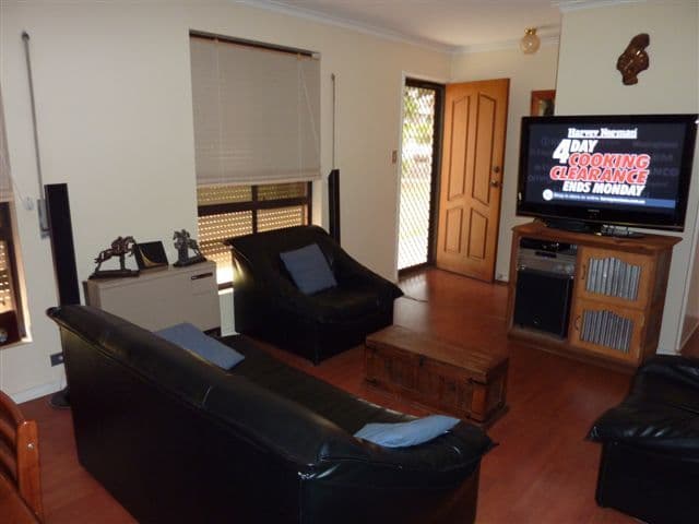 6 Admella Court, CRAIGMORE SA 5114, Craigmore - Thumbnail 2