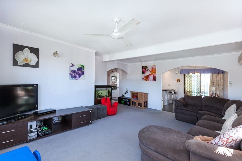19 Dalhousie Court, ROCHEDALE SOUTH QLD 4123, Rochedale South - Thumbnail 2