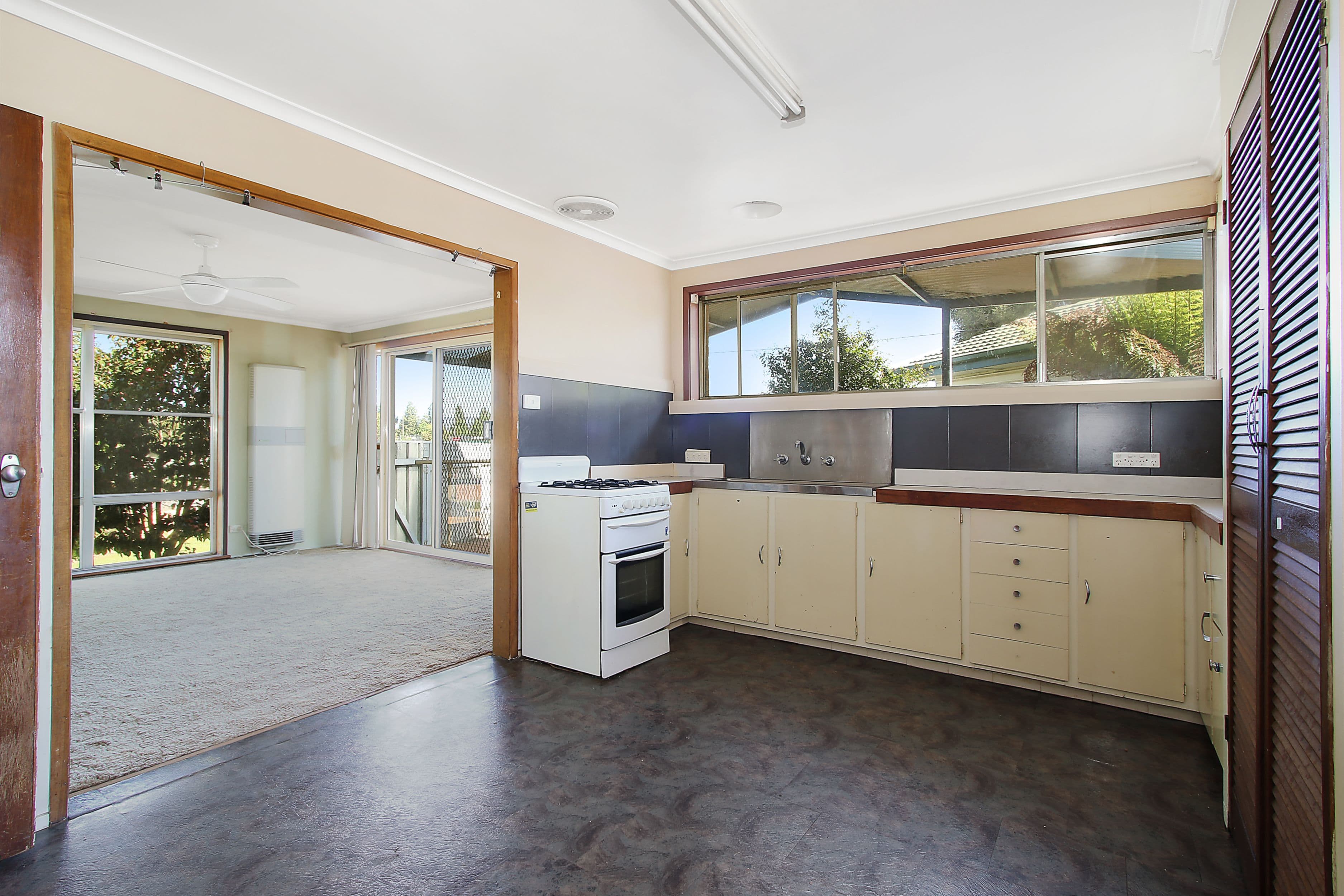 40 Dalgleish Street, Wodonga VIC 3690, Wodonga - Thumbnail 2