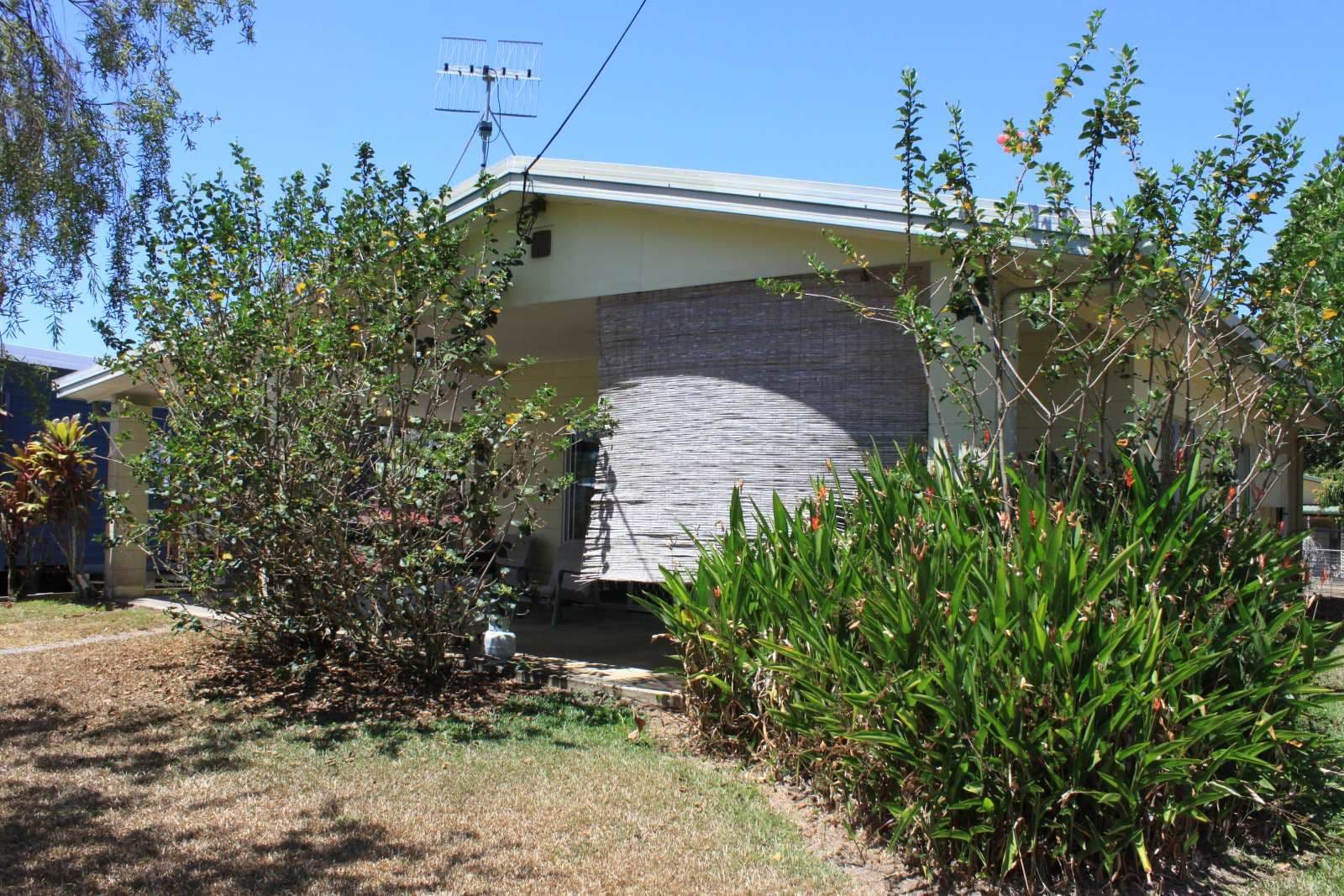 27 Andrews Street, NEWELL QLD 4873, Newell - Thumbnail 2