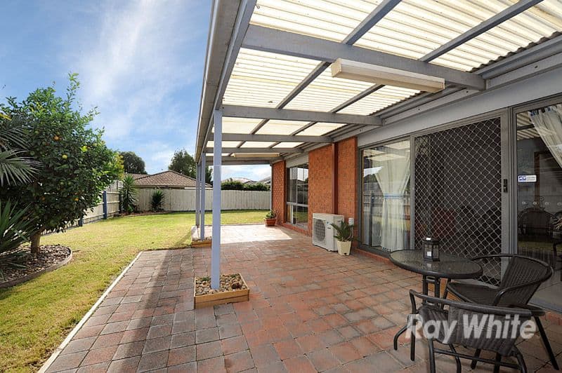 10 England Walk, NARRE WARREN SOUTH VIC 3805, Narre Warren South - Thumbnail 6