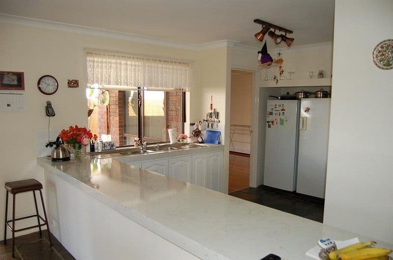 18 Victoria Street, ST JAMES WA 6102, St James - Thumbnail 3