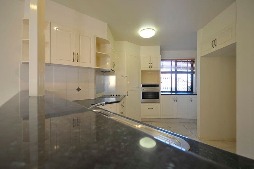 16 Belmont Drive, VARSITY LAKES QLD 4227, Varsity Lakes - Thumbnail 5
