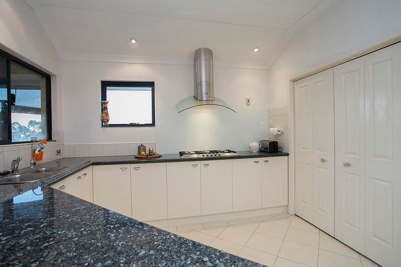 33 Persimmon Place, KALAMUNDA WA 6076, Kalamunda - Thumbnail 6