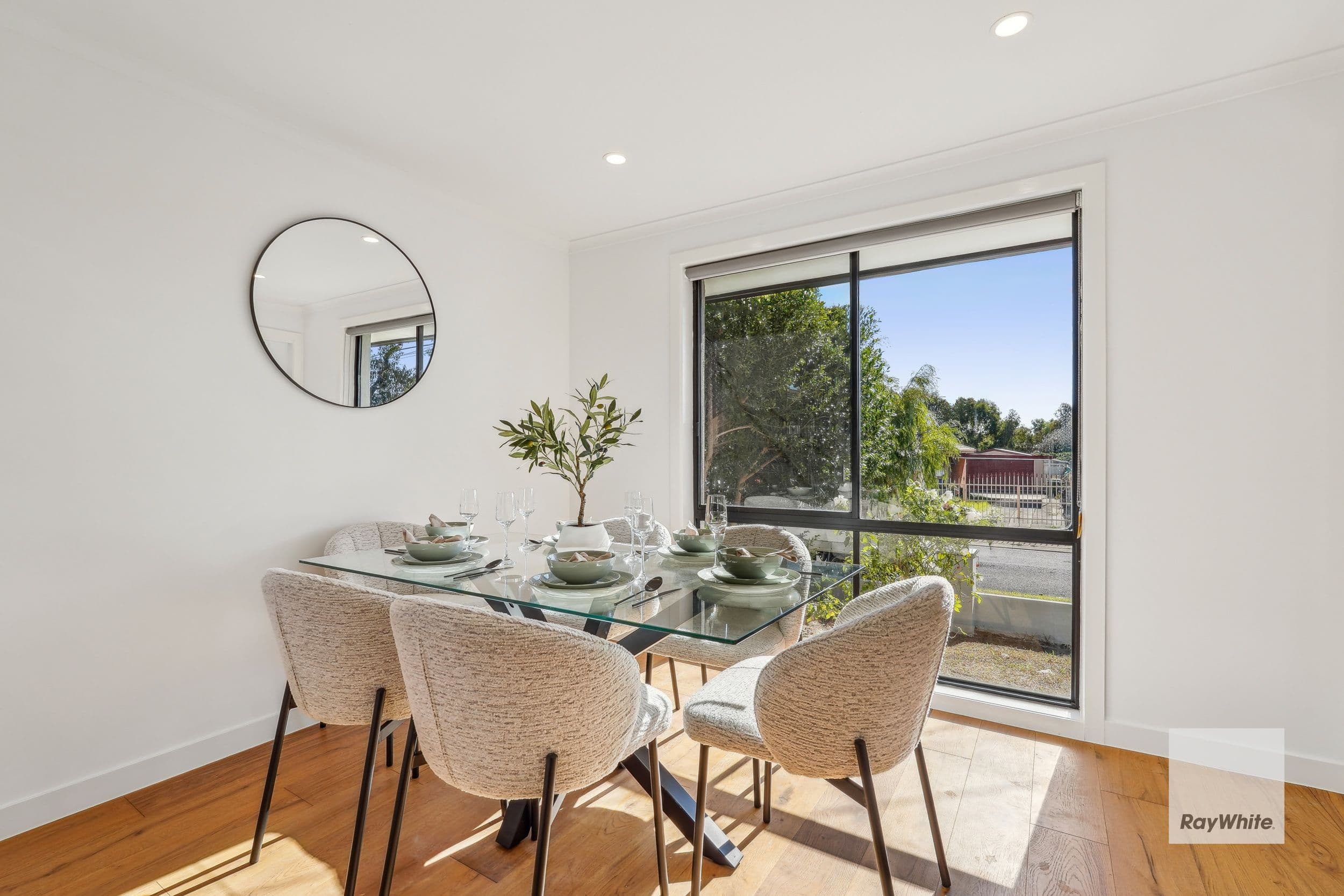 17 Roberts Avenue, Hoppers Crossing VIC 3029, Hoppers Crossing - Thumbnail 4