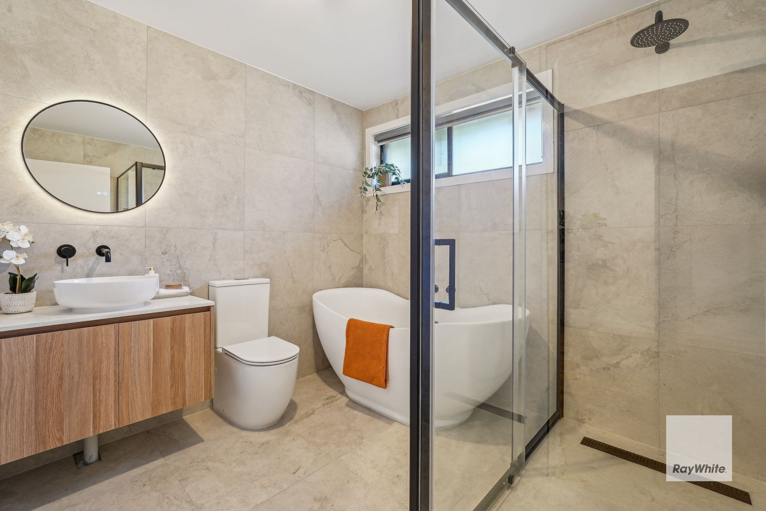 17 Roberts Avenue, Hoppers Crossing VIC 3029, Hoppers Crossing - Thumbnail 8