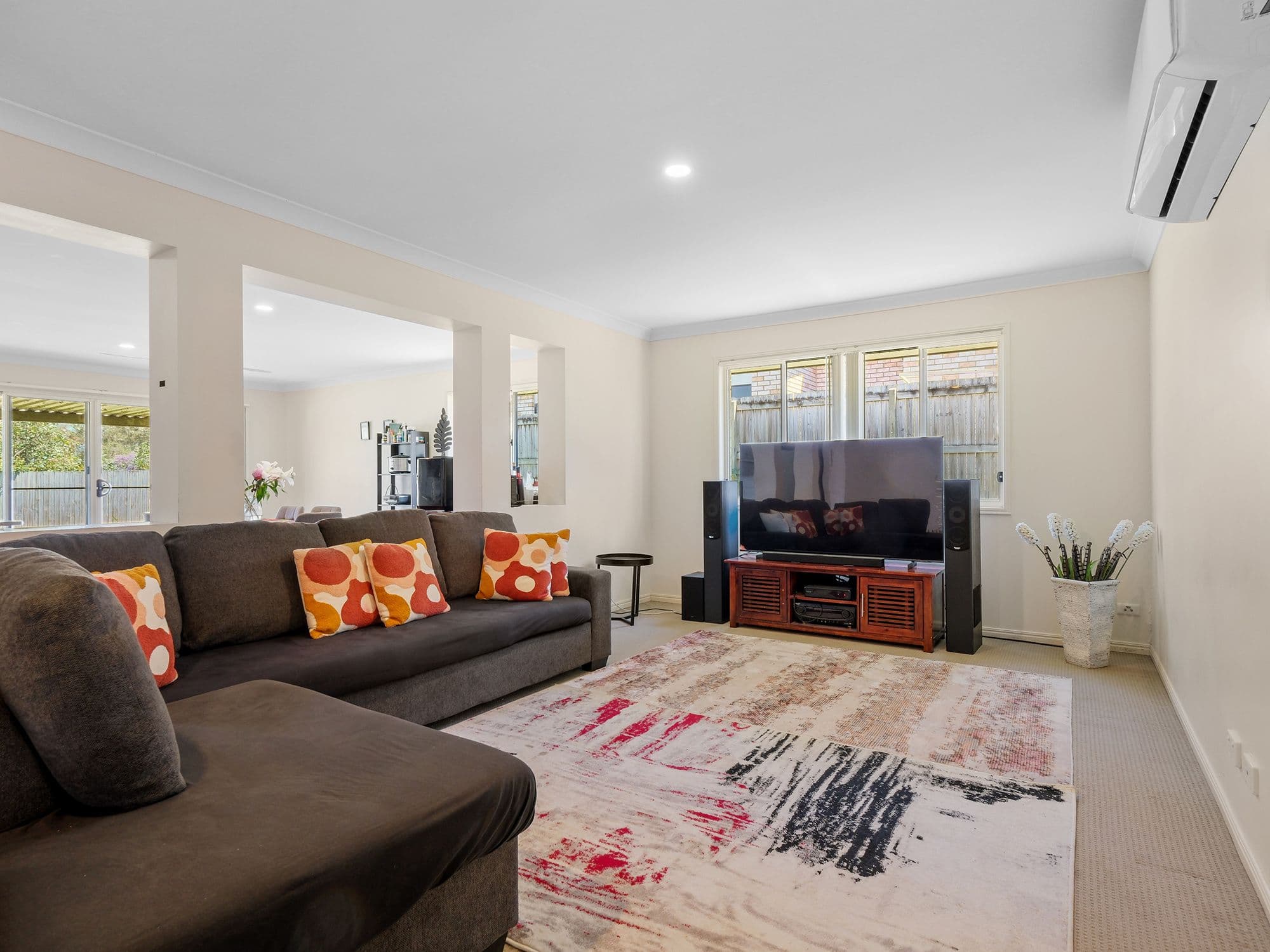3 Chris Street, Redbank QLD 4301, Redbank - Thumbnail 2