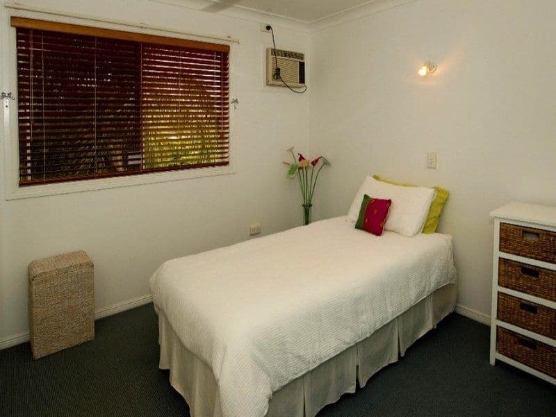 7-9 Lindsay Street, ROSSLEA QLD 4812, Rosslea - Thumbnail 8